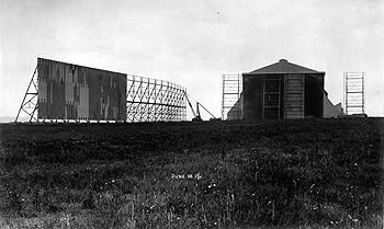 Working on the sheds at the Royal Airship Works 1927 [X766/1/31]
